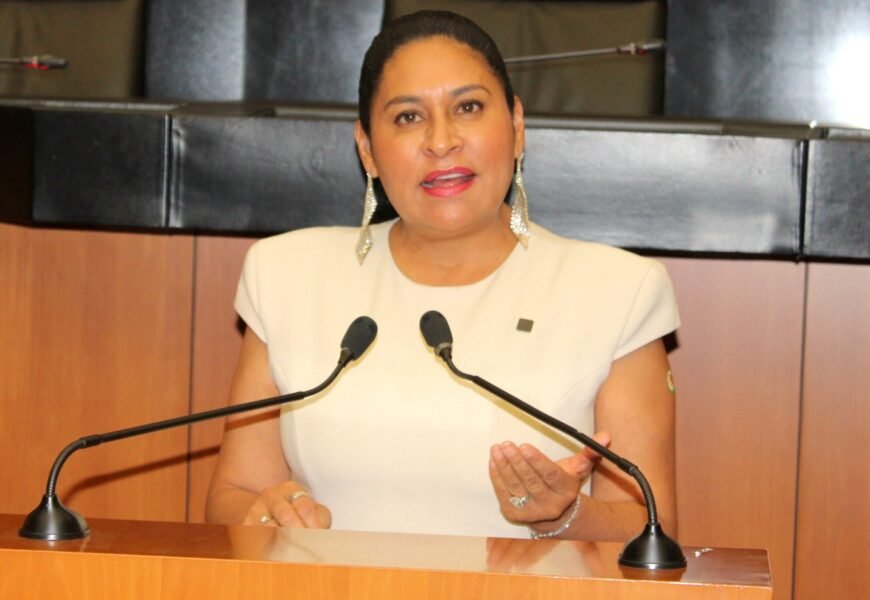 Ana Lilia Rivera a favor de la reforma laboral de 40 horas