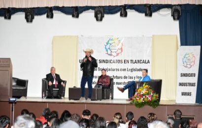 Ray Vazquez Conchas presente en el “Diálogo de Trabajadores con Legisladores”