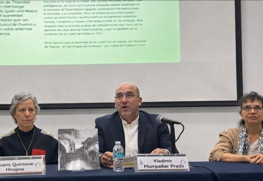 Ayuntamiento de Tlaxcala e INAH presentan libro sobre Monumentos Históricos en la FIL Ayuntamiento de Tlaxcala e INAH presentan libro sobre Monumentos Históricos en la FIL