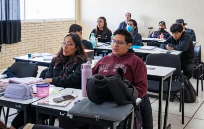 Jornada de salud en UPTlax impulsa autocuidado y vacunación estudiantil