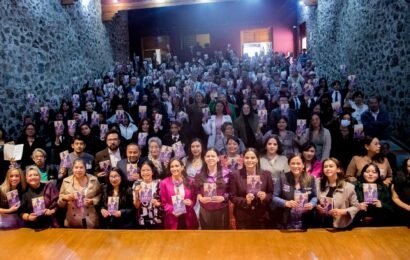 Sin las mujeres no hay transformación: lectura une a mujeres en Apizaco Sin las mujeres no hay transformación: lectura une a mujeres en Apizaco