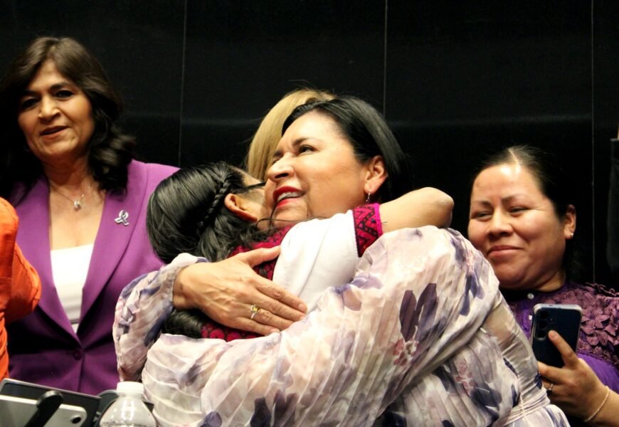 Senado honra la valentía de mujer indígena