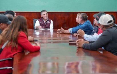 Gobierno municipal consolida coordinación entre comerciantes del Tianguis sabatino