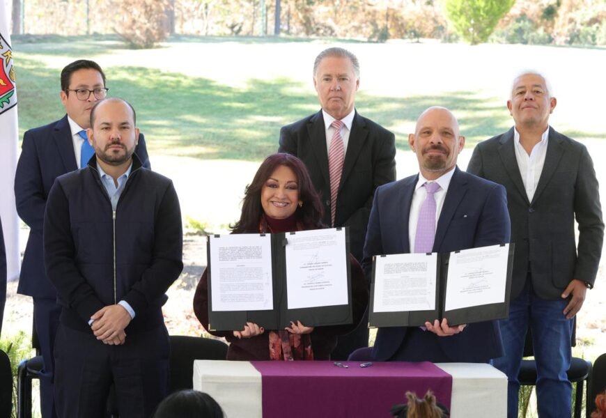 Firman convenio gobierno de Tlaxcala e industria textil por el medio ambiente