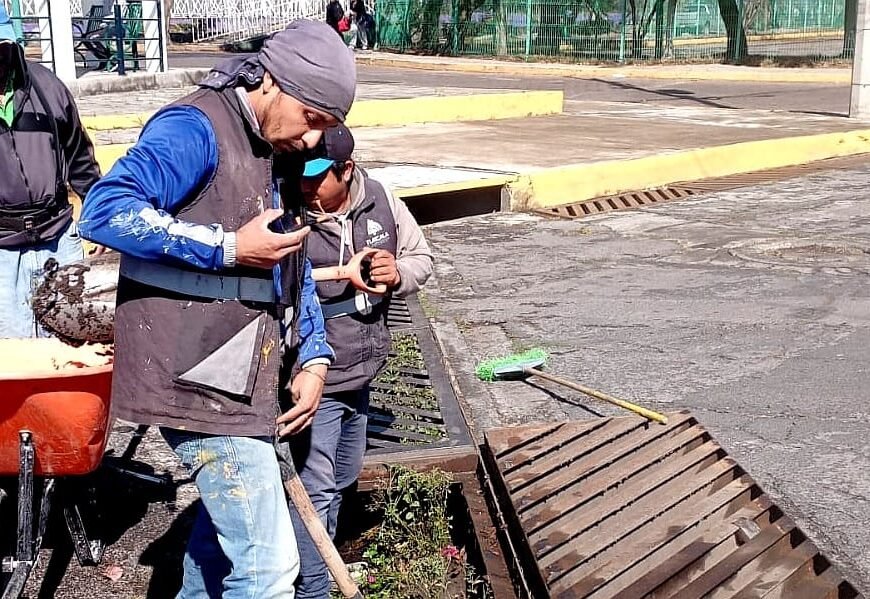 Refuerza Ayuntamiento Tlaxcala prevención de lluvias con limpieza
