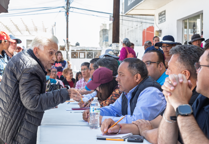 Apizaco lleva el gobierno a San Martin de Porres con atención directa