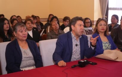 Gobierno de Morena debe responder al pueblo, afirma diputado Raymundo Vázquez Gobierno de Morena debe responder al pueblo, afirma diputado Raymundo Vázquez