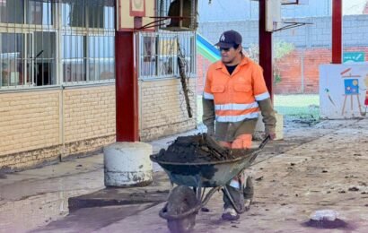 Gobierno municipal coordina limpieza tras afectaciones en kinder por lluvias