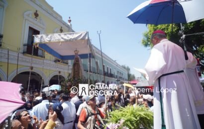 Obispo llama a la Paz durante la bajada de la Virgen de Ocotlán Obispo llama a la Paz durante la bajada de la Virgen de Ocotlán