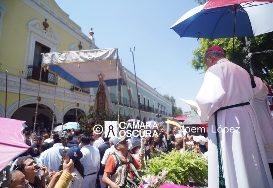 Obispo llama a la Paz durante la bajada de la Virgen de Ocotlán