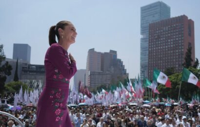 Claudia Sheinbaum llama a defender la soberanía ante 850 mil mexicanos