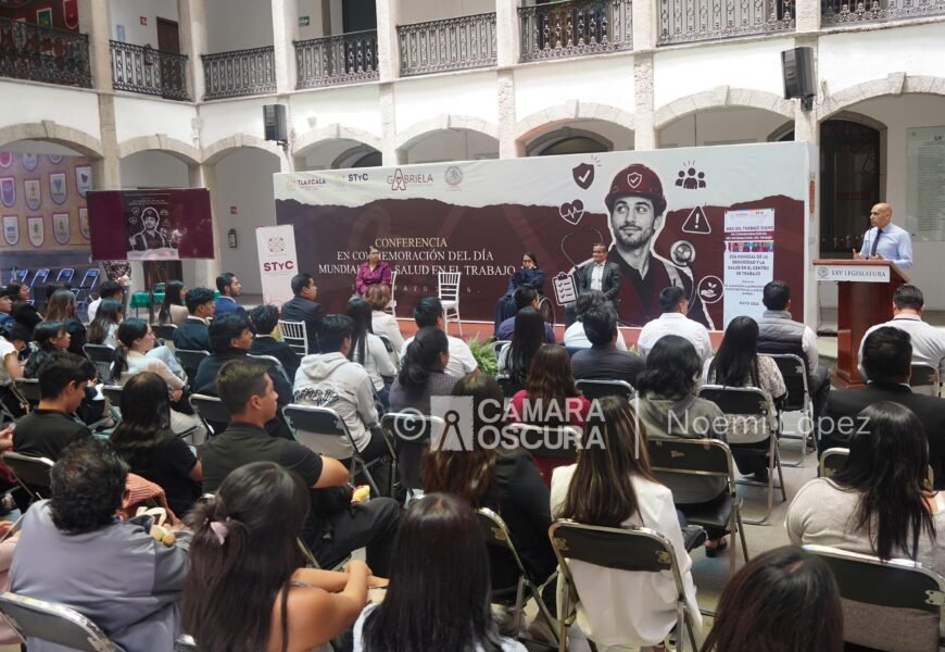 Congreso impulsa seguridad en el trabajo con conferencia magistral