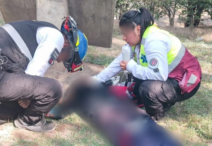 Atención oportuna de policías municipales salva a joven