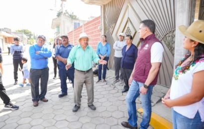 Alfonso Sánchez cumple en Atlahapa con beneficios para familias de la colonia Las Ánimas