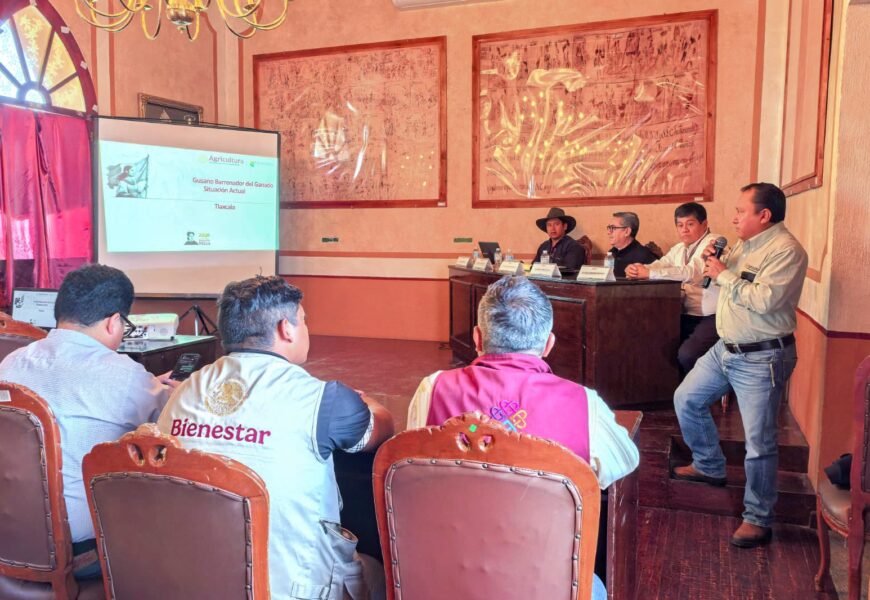 AAMTLAX organiza foro contra gusano barrenador