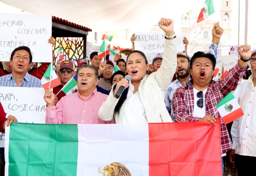 Ana Lilia Rivera encabeza asamblea en Zacatelco para respaldar a Claudia Sheinbaum
