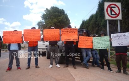 Trabajadores se manifiestan en Keramika Lamosa por conflicto sindical