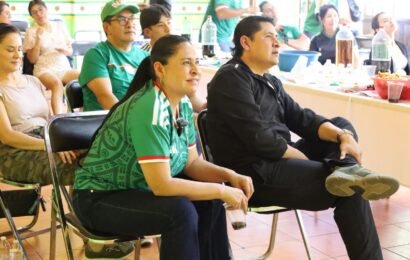 Ana Lilia Rivera celebra triunfo de México en el inicio del Mundial