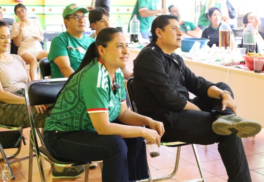 Ana Lilia Rivera celebra triunfo de México en el inicio del Mundial