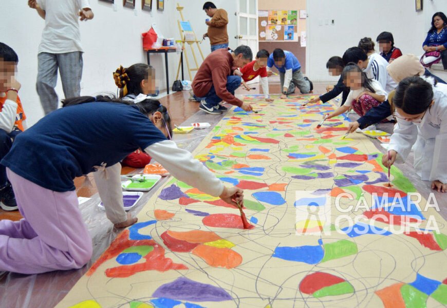 Mural de los Valores Cromáticos inspira a niños