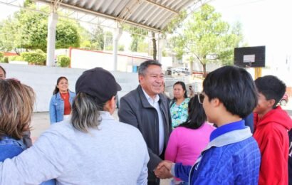 Ayuntamiento de Tlaxcala fortalece educación con la entrega de equipo tecnológico