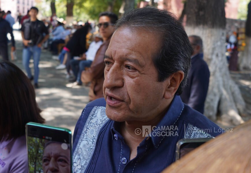 Fabricio Mena Rodríguez fija postura sobre invitación política