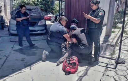 Policía municipal atiende a adolescente lesionado en La Loma Xicohténcatl