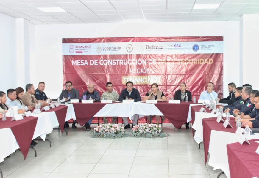 Alcalde de Tlaxcala participa en mesa de seguridad