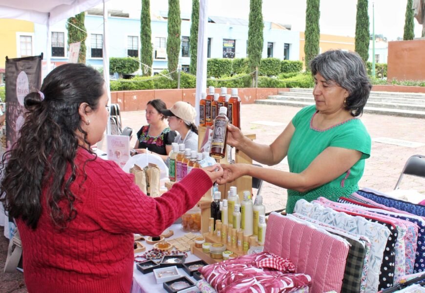 Expo-Venta “Hecho en México” reunió a 40 mujeres emprendedoras de Tlaxcala Expo-Venta “Hecho en México” reunió a 40 mujeres emprendedoras de Tlaxcala