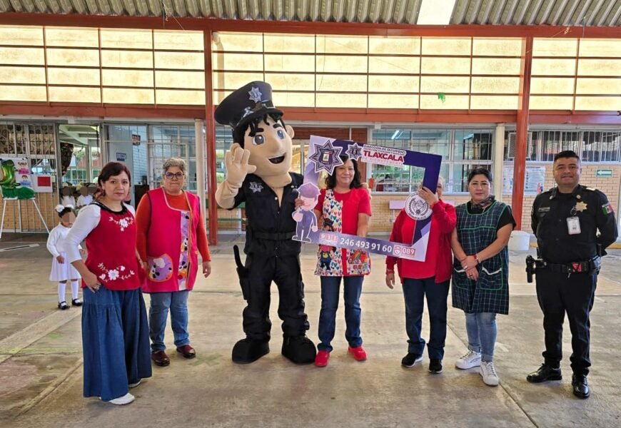 Regreso a clases en Tlaxcala tuvo un momento especial con la visita de Nico