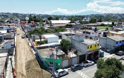 Rehabilitación vial en Santa María Ixtulco avanza