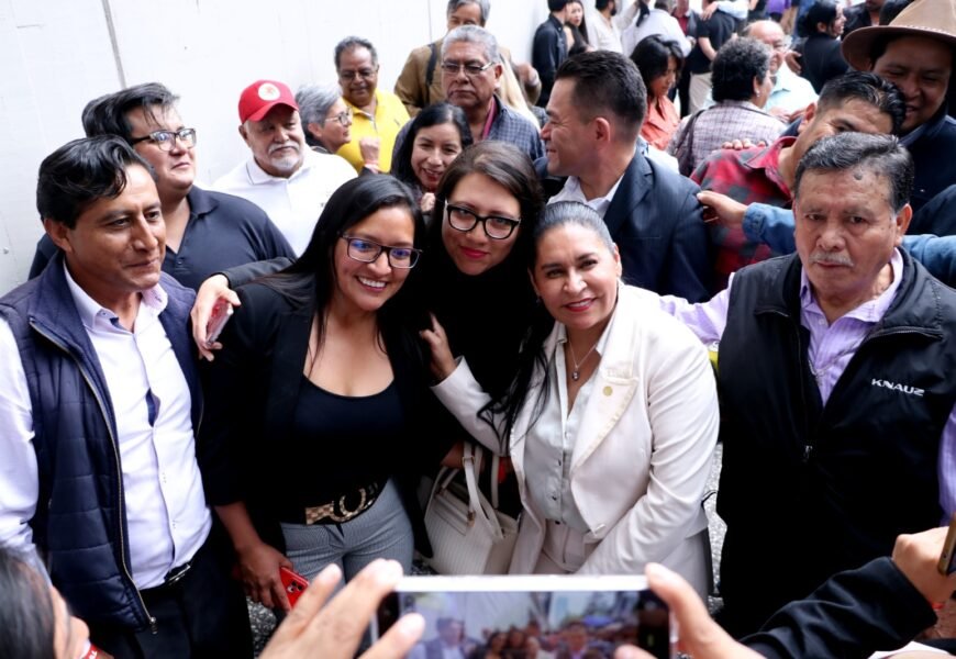 Ana Lilia Rivera lidera encuestas de Morena