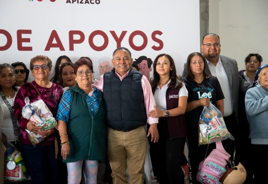 DIF municipal entrega Apoyos a 180 familias en Apizaco DIF municipal entrega Apoyos a 180 familias en Apizaco