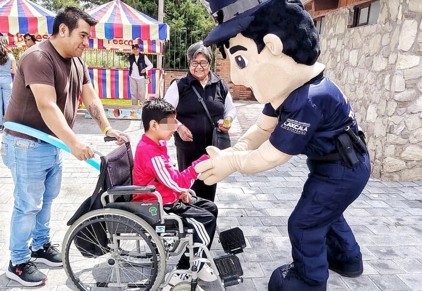 Policía «Nico» lleva inclusión a Cuauhtelulpan Policía «Nico» lleva inclusión a Cuauhtelulpan