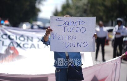 Trabajadores del IMSS anuncian movilización este martes Trabajadores del IMSS anuncian movilización este martes