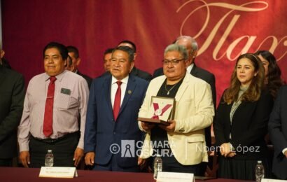 Ayuntamiento reconoce al artesano José Luis Vazquez con la Presea Tlaxcala 2026
