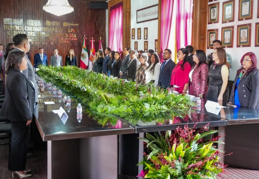 Acompaña alcalde de Tlaxcala sesión solemne por 152 Aniversario de la incorporación de Calpulalpan al estado Acompaña alcalde de Tlaxcala sesión solemne por 152 Aniversario de la incorporación de Calpulalpan al estado