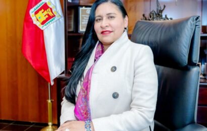 Ana Lilia Rivera llama a prevenir cáncer de mama el marco de Octubre Rosa