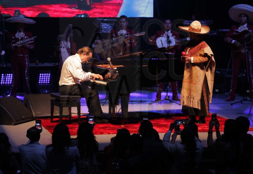 Gran concierto ofreció Raúl Di Blasio en el CCU