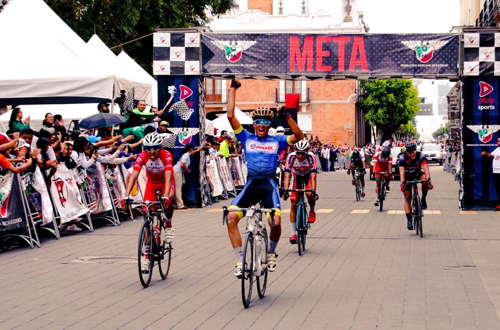 Eventos como el campeonato nacional de ciclismo engrandecen a Tlaxcala: SEPE