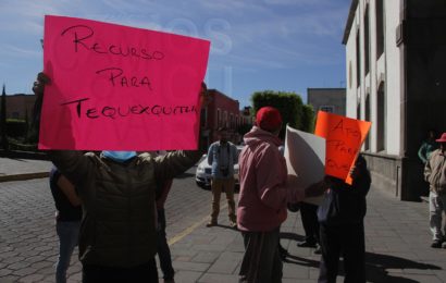 Exigen pobladores liberar recursos para municipio de Tequexquitla