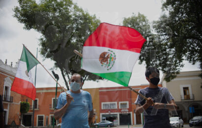 Integrantes de FRENA se manifiestan en Tlaxcala