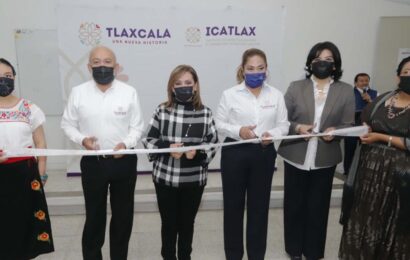Inauguró Lorena Cuéllar primer curso de lengua náhuatl del ICATLAX