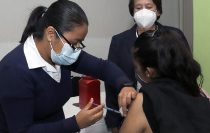 Población de 30 a 49 años de Tlaxcala puede vacunarse contra ómicron