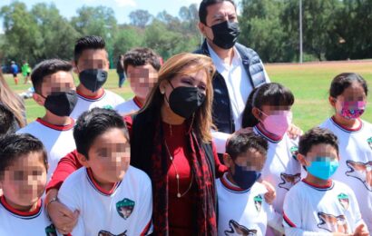 Reaperturó Lorena Cuéllar Unidad Deportiva de Ixtacuixtla