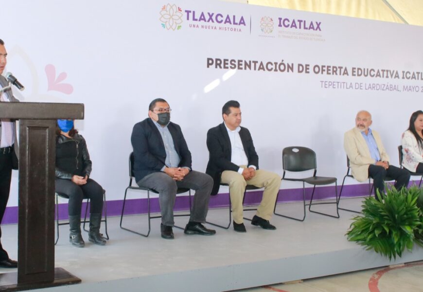 Presentó ICATLAX oferta educativa 2022 en Tepetitla