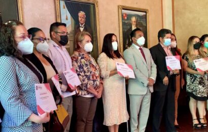 El Ayuntamiento de Tlaxcala reconoce 30 años de labor a la Asociación Periodística Síntesis