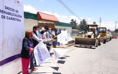 Gobernadora dio banderazo inicial a obras carreteras en Huamantla