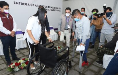 Entregó Secretaría del Bienestar e ITJ aparatos funcionales a jóvenes con discapacidad