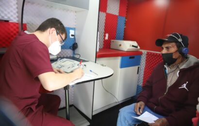 Inició APBPET jornada de entrega de auxiliares auditivos y prótesis dentales